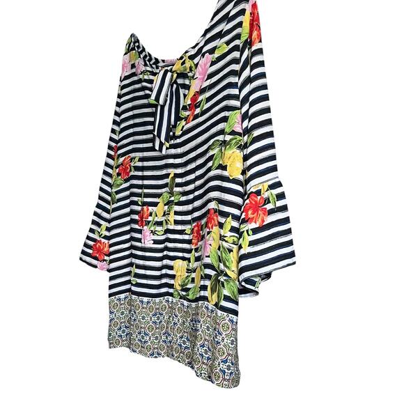 VALERIE STEVENS 3/4 BELL SLV PULL-OVER BLOUSE, WOMEN-2X-BLA/WHI STRIPED & FLORAL - Picture 4 of 10
